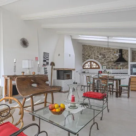 Lunaria By Interhome